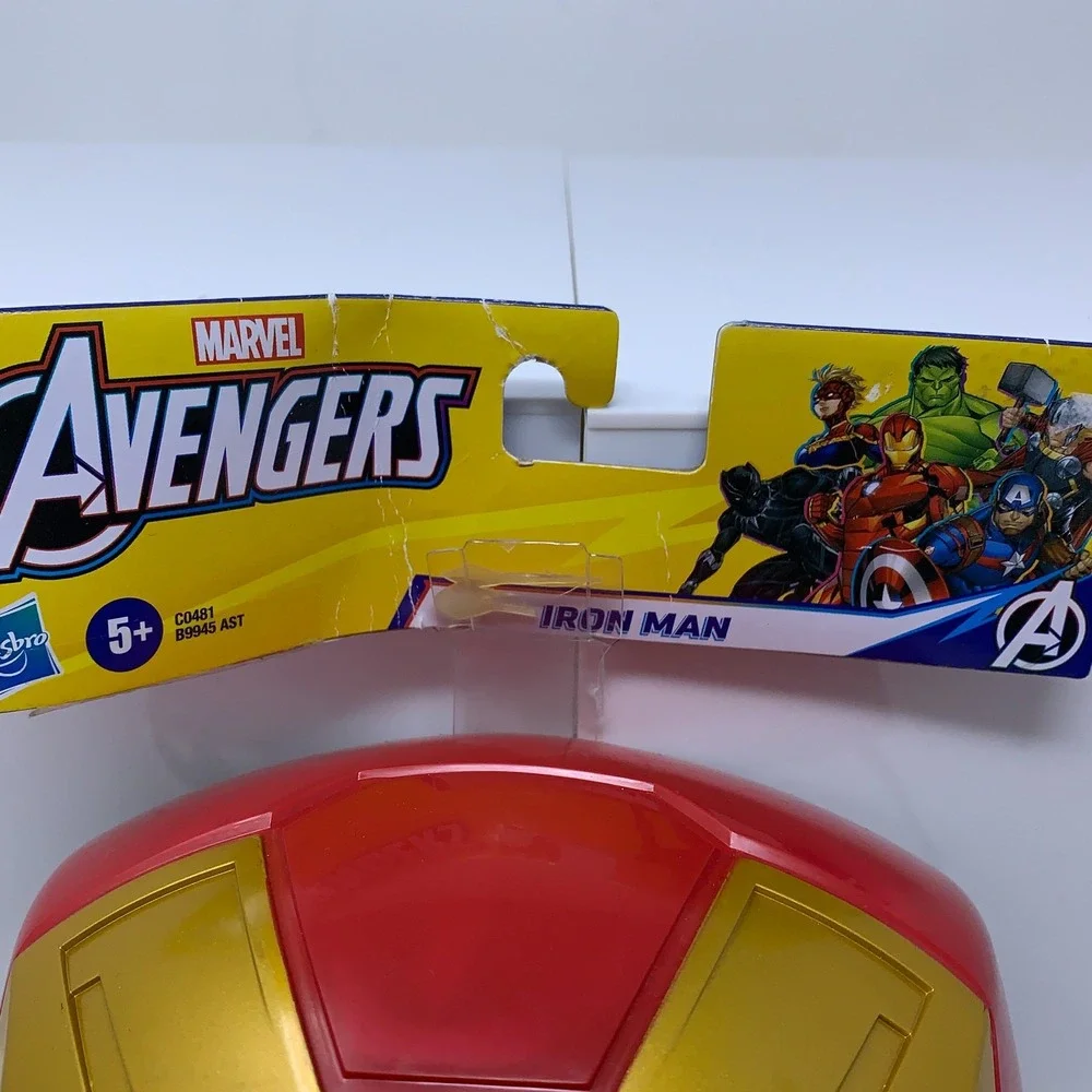 Hasbro Marvel Avengers Iron Man Hero Mask Ages 5+ NWT